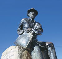 Paddy Hannans Statue - Melbourne Tourism