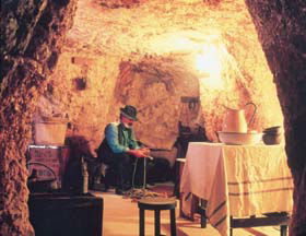 Umoona Opal Mine And Museum - Melbourne Tourism 0