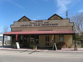 Dolly's Golden Raintree Craft And Heritage Centre - Melbourne Tourism 0