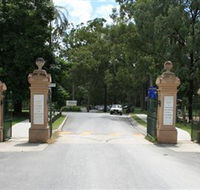 Kalinga Park Memorial - Melbourne Tourism