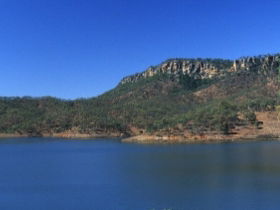 Lake Cania - Melbourne Tourism 0