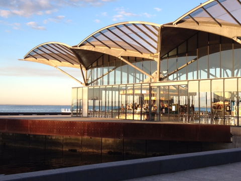 The Carousel - Melbourne Tourism 2