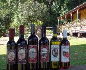 Douglas Vale Historic Homestead & Vineyard - Melbourne Tourism 2