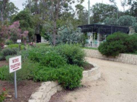 Holland Wines - Melbourne Tourism 4