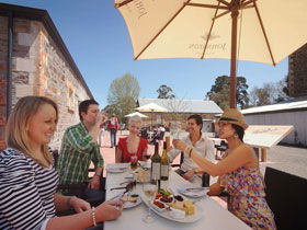 Johnston Oakbank Cellar Door - Melbourne Tourism 0