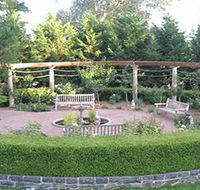 Athol Gardens - Melbourne Tourism