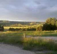 Gleneden Organic Farm and The Gleneden Bullock Team - Melbourne Tourism