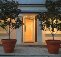 Australian Galleries - Roylston Street - Melbourne Tourism