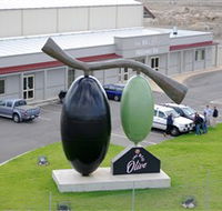 The Big Olive - Melbourne Tourism