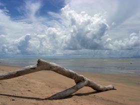 Toolakea Beach - Melbourne Tourism 0