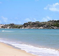 Dhamitjinya East Woody Island and Galaru East Woody Beach - Melbourne Tourism