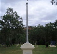 The Coronation Lamp Memorial - Melbourne Tourism