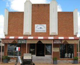 Talbragar Country Antiques - Melbourne Tourism 0