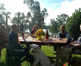 Lake Moodemere Estate - Melbourne Tourism 4