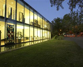 National Art Glass Collection - Melbourne Tourism 1