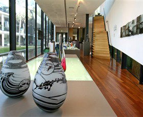 National Art Glass Collection - Melbourne Tourism 2