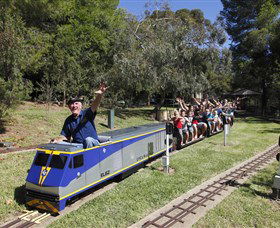 Willans Hill Miniature Railway - Melbourne Tourism 0