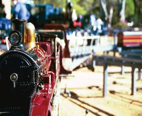 Willans Hill Miniature Railway - Melbourne Tourism 1