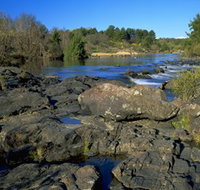 Kambah Pool to Pine Island - Melbourne Tourism