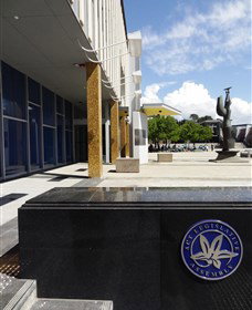 Canberra ACT Melbourne Tourism