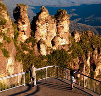 Echo Point lookout Three Sisters - Melbourne Tourism