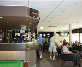 Queanbeyan Golf Club - Melbourne Tourism 1