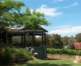 Fairbrossen Estate - Melbourne Tourism 0
