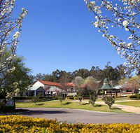 Hunter Valley Gardens Shopping Village - Melbourne Tourism