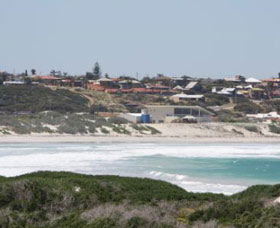 Back Beach - Geraldton - Melbourne Tourism 0