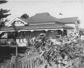 Crawford House - Melbourne Tourism 2