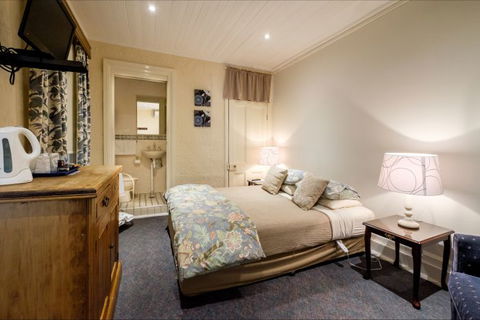 Peel Inn Nundle - Melbourne Tourism 0