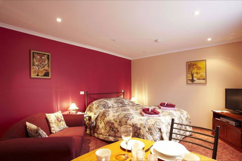 NorthEast Restawhile Bed And Breakfast - Melbourne Tourism 12