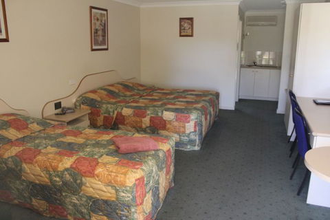 Golfview Motor Inn - Melbourne Tourism 3