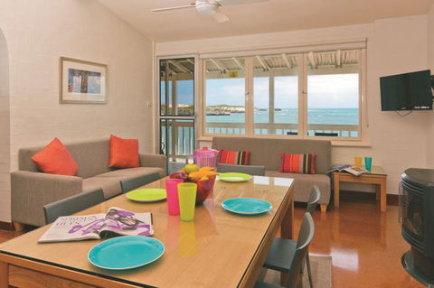 Rottnest Island Authority Holiday Units - Longreach Bay - Melbourne Tourism 1
