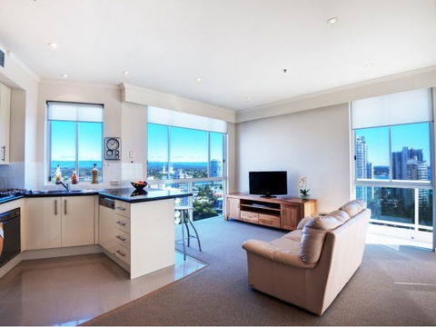 Pacific Views Resort - Melbourne Tourism 1