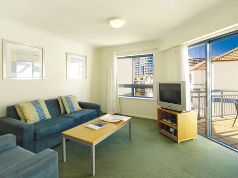 Oaks Calypso Plaza - Melbourne Tourism 6