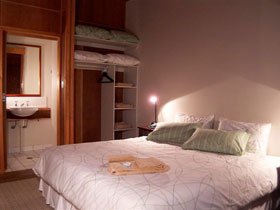 Cape Trib Beach House Resort - Melbourne Tourism 15