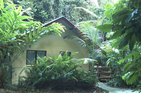 Cape Trib Beach House Resort - Melbourne Tourism 27