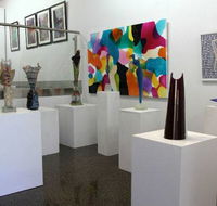 Colin Sweeney Art - Melbourne Tourism