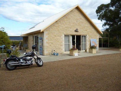 David Mahony Art Gallery & Sculpture Park - Melbourne Tourism 4