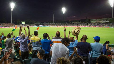 Manuka Oval - Melbourne Tourism 0