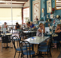 Inspirations Cafe Gift and Patchwork Gallery - Melbourne Tourism