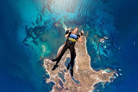 Rottnest Skydive + Perth Barack St Ferry Package - Melbourne Tourism 1