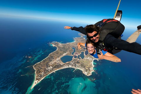 Rottnest Skydive + Perth Barack St Ferry Package - Melbourne Tourism 3
