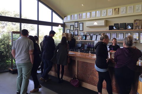 Regional Tastes - Wine & Beer Tour - Melbourne Tourism 2