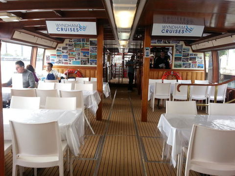 Lunch Buffet Cruise On The Gold Coast - Melbourne Tourism 9