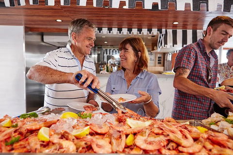 Lunch Buffet Cruise On The Gold Coast - Melbourne Tourism 11
