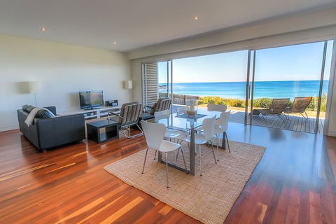 10-Day Surf Adventure From Brisbane To Sydney Including Coffs Harbour, Byron Bay And Gold Coast - Melbourne Tourism 1
