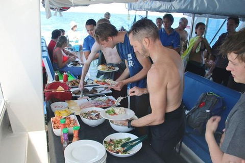 Great Barrier Reef Dive And Snorkel Cruise From Mission Beach - Melbourne Tourism 9