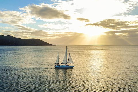 Magnetic Island Sunset Sail - Melbourne Tourism 1